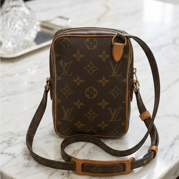 Authentic Louis Vuitton Monogram Amazone Crossbody Bag Vintage LV Shoulder Bag - Picture 4 of 13